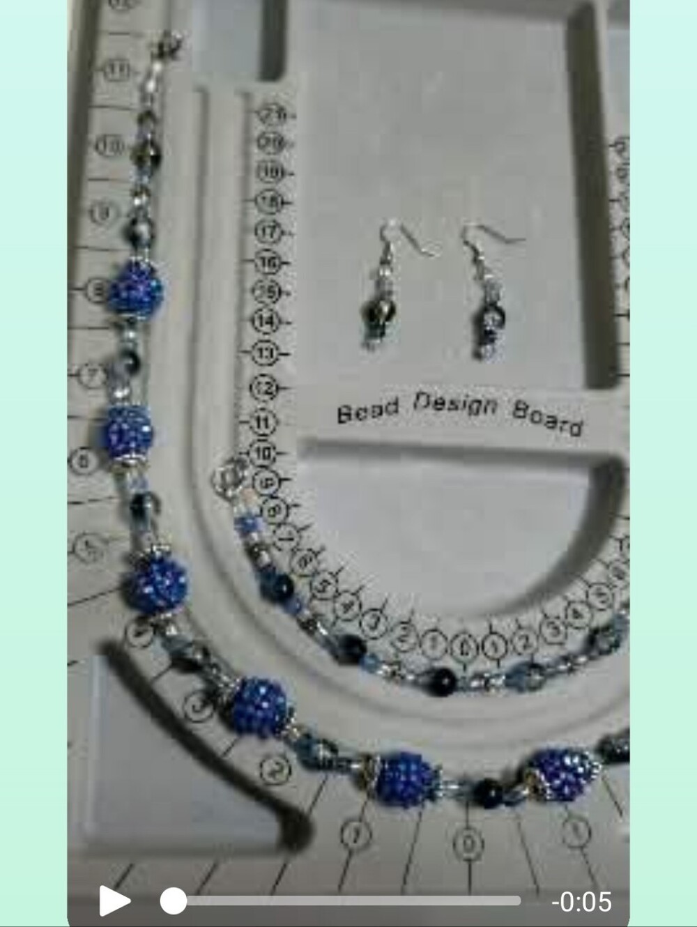 Women's Jewelry Set - Picture 3 of 8